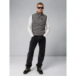 J.Lindeberg Cliff Light Down Golf Vest AMOW06707 6 J.Lindeberg Cliff Light Down Golf Vest AMOW06707 -Golf Fashion Shop AMOW06707 U133 e Web 150dpi