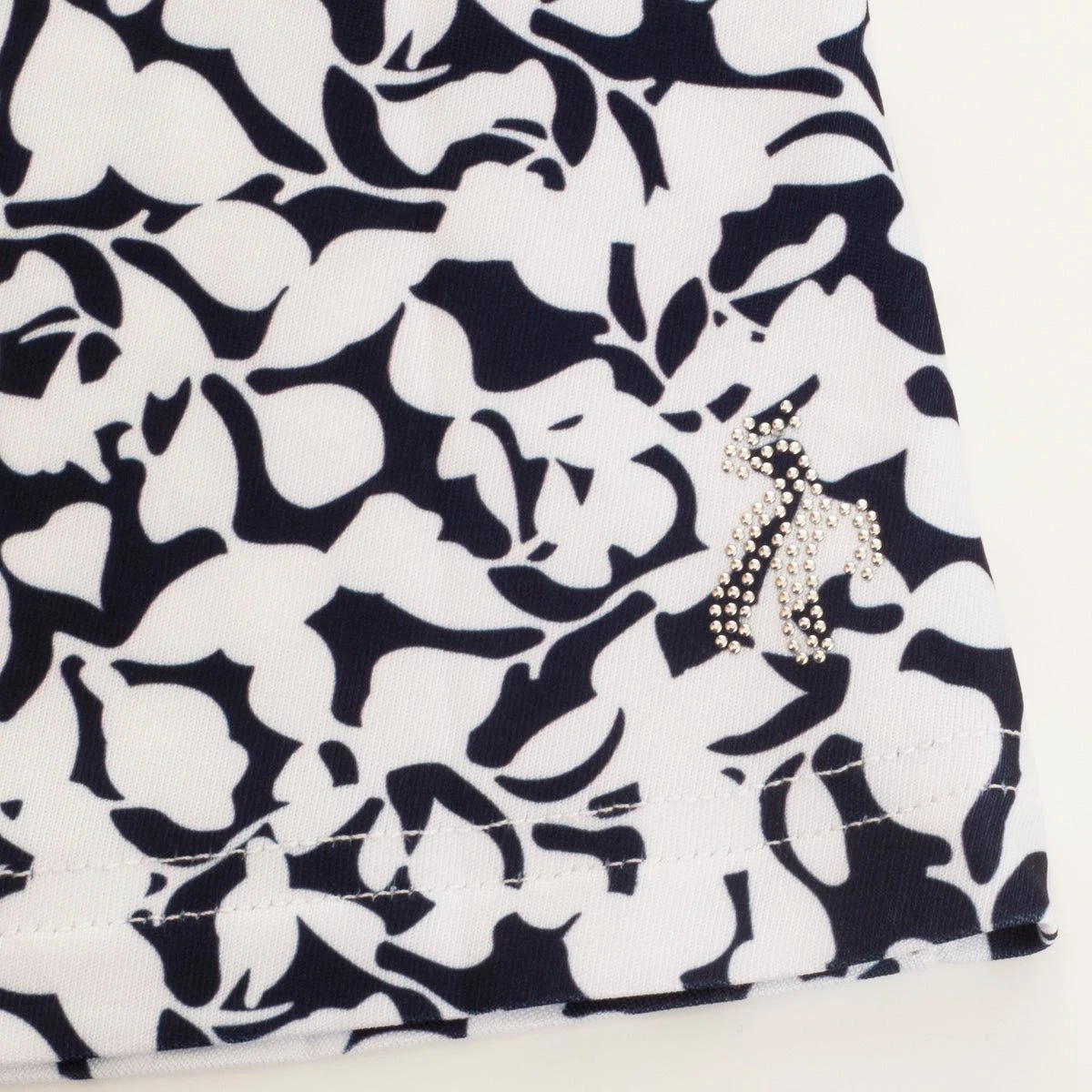 Green Lamb Ladies Kelsey Printed Flared Golf Skort SG22935 3 Green Lamb Ladies Kelsey Printed Flared Golf Skort SG22935 - Image 3